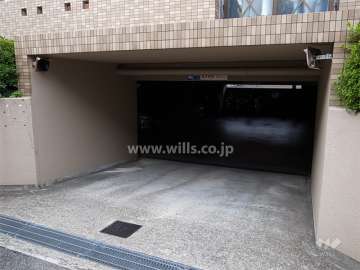 駐車場入口