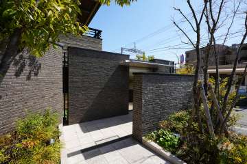 サブエントランス