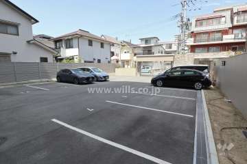 敷地内駐車場（屋外平面式）