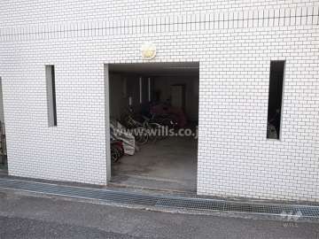 屋内にある駐輪場