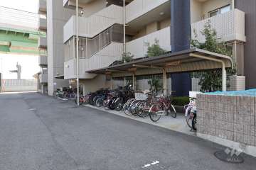 駐輪場、バイク置場