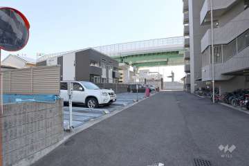 敷地内駐車場（屋外機械式）