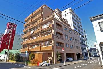 レインボー港陽の外観（南東側から）