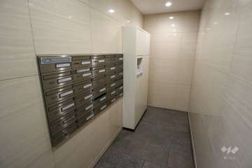 宅配ボックスと共用ポスト