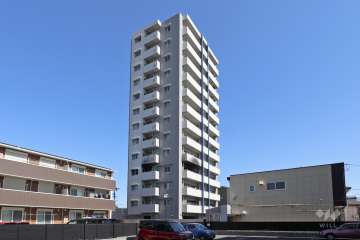 ファミリアーレ南陽町の外観（南西側から）