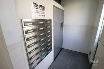 共用ポストと宅配ボックス