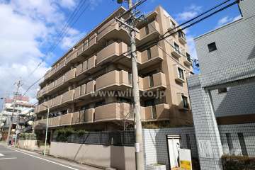 ダイアパレス南明町の外観（南西側から）
