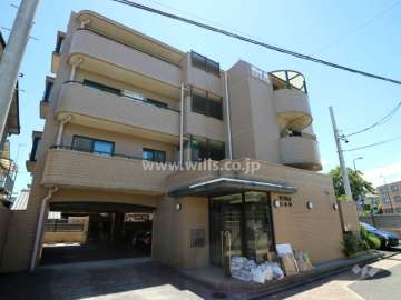 ダイアパレス日岡町の外観(北東側から)