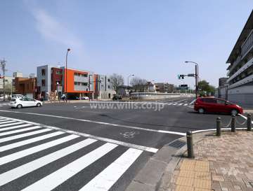物件の近くには名古屋高速2号東山線が通っています。