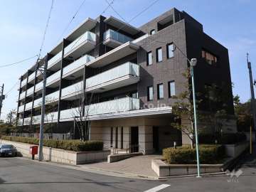 プレミスト覚王山向陽町の外観(北東側から)