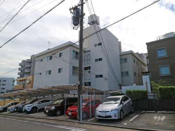 パラシオン月見坂の外観（北西側から）