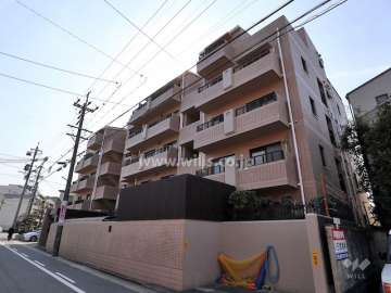 グランドメゾン本山の外観（北西側から）