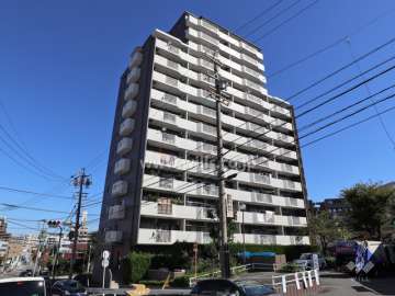グリーンコーポ茶屋ヶ坂の外観（南西側から）