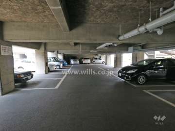 敷地内駐車場（屋内平面式）