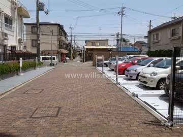 敷地内駐車場（機械式と平面式とがあります。）