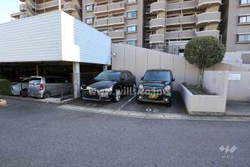 敷地内駐車場（屋外平面式）