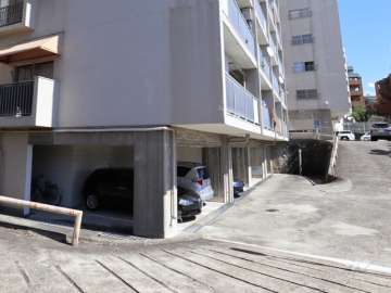 敷地内駐車場（屋内平面式）