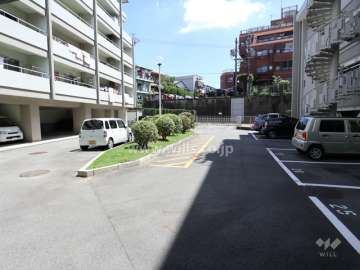 敷地内駐車場（屋外平面式・屋内平面式）