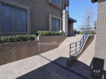 エントランスアプローチ