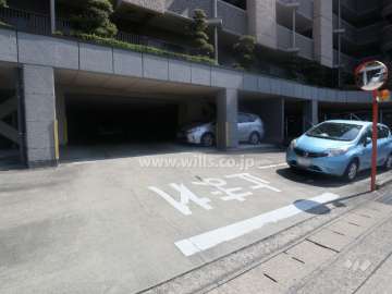 敷地内駐車場(屋外・内平面式)