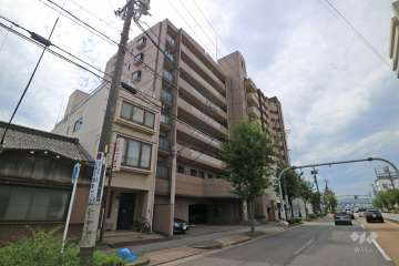 コスモハイム茶屋ヶ坂の外観（北東側から）
