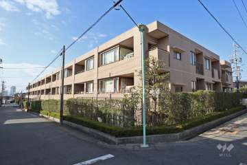 パークホームズ鹿子町の外観（南東側から）