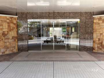 エントランス（正面）