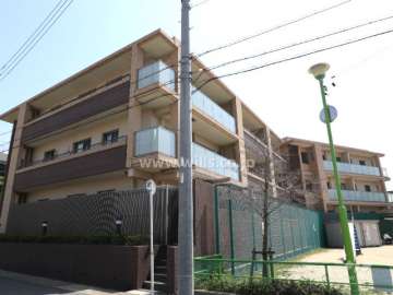 ザ・パークハウス本山日和町の外観(北西側から)