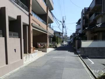 敷地南側前面道路