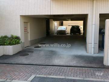 敷地内駐車場(屋内平面式)