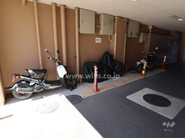 バイク置場