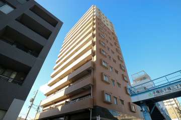 ファミール吹上の外観（南東側から）