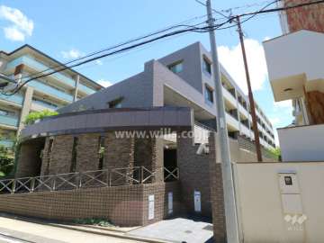 フレスト千種の外観(南西側から)