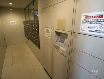 宅配ボックスと共用ポスト