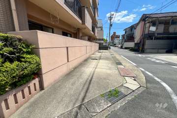 敷地内駐車場(屋外平面式)