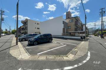 敷地内駐車場(屋外平面式)
