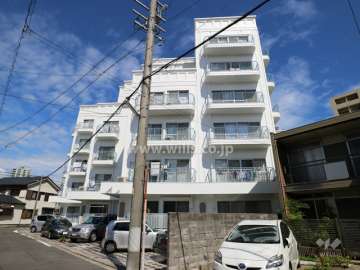 シャンボール覚王山の外観（南東側から）