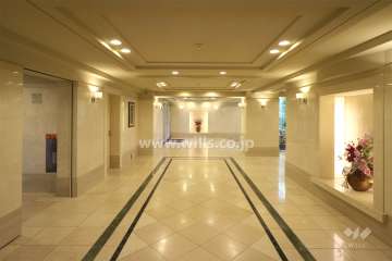 エントランスホール