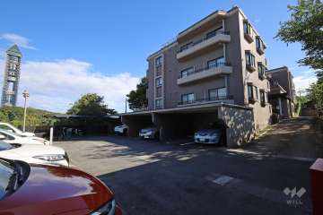 敷地内駐車場（屋外平面式・屋内平面式）