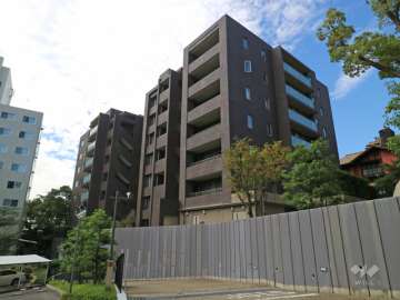 グランドヒルズ覚王山法王町松風の邸の外観（北東側から）