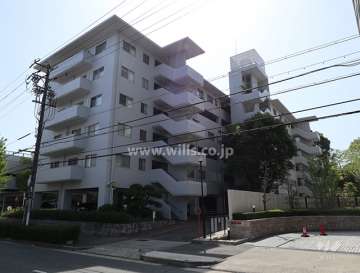 法王マンションの外観(北東側から)