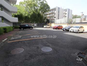 敷地内駐車場(屋外平面式)