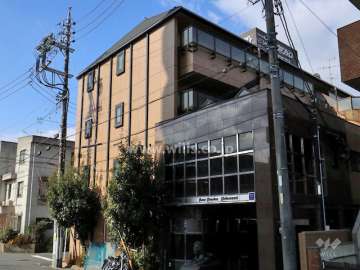 ライオンズマンション名大ウエストの外観（北東側から）