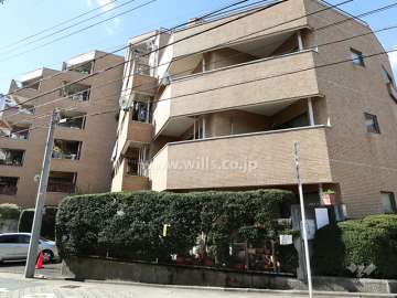 ライオンズマンション覚王山の外観(北東側から)