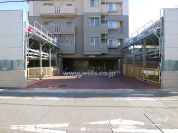 駐車場出入口