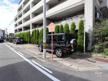 敷地内駐車場(屋外平面式)