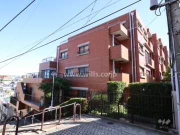 ライオンズマンション清住の外観（南西側から）