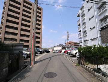 敷地南西側の前面道路