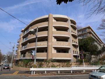 ディーグランセ東山元町の外観（東側から）