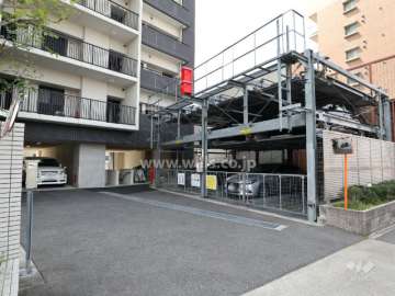 敷地内駐車場(屋外機械式・屋内平面式)